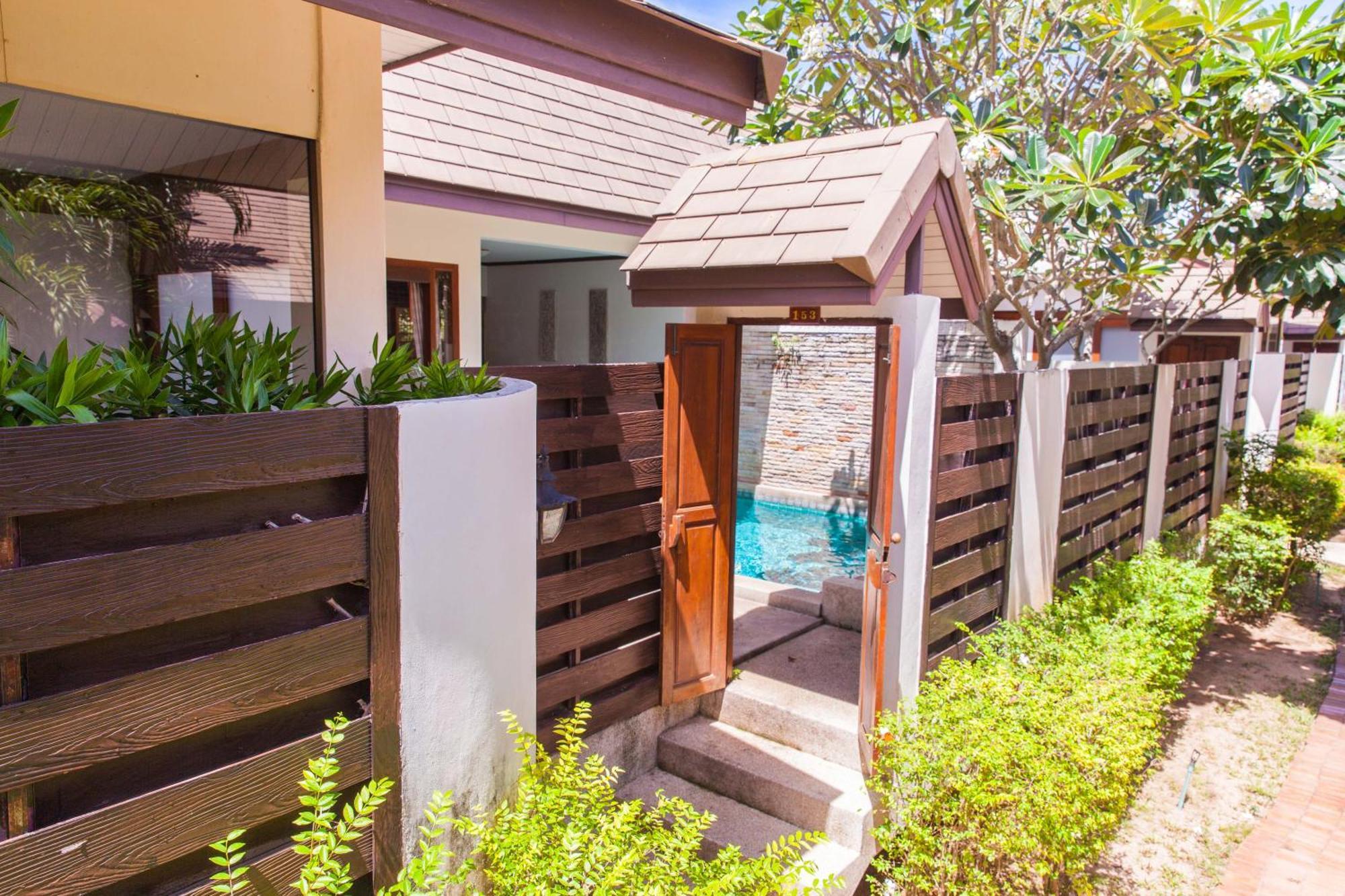 Coco Palm - Sha Resort 3*